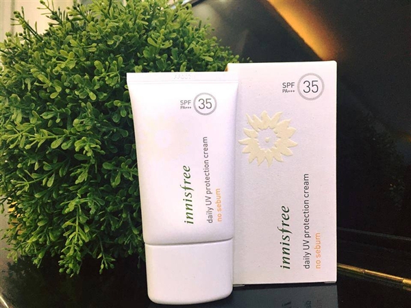 INNISFREE DAILY UV PROTECTION CREAM SPF35- NO SEBUM