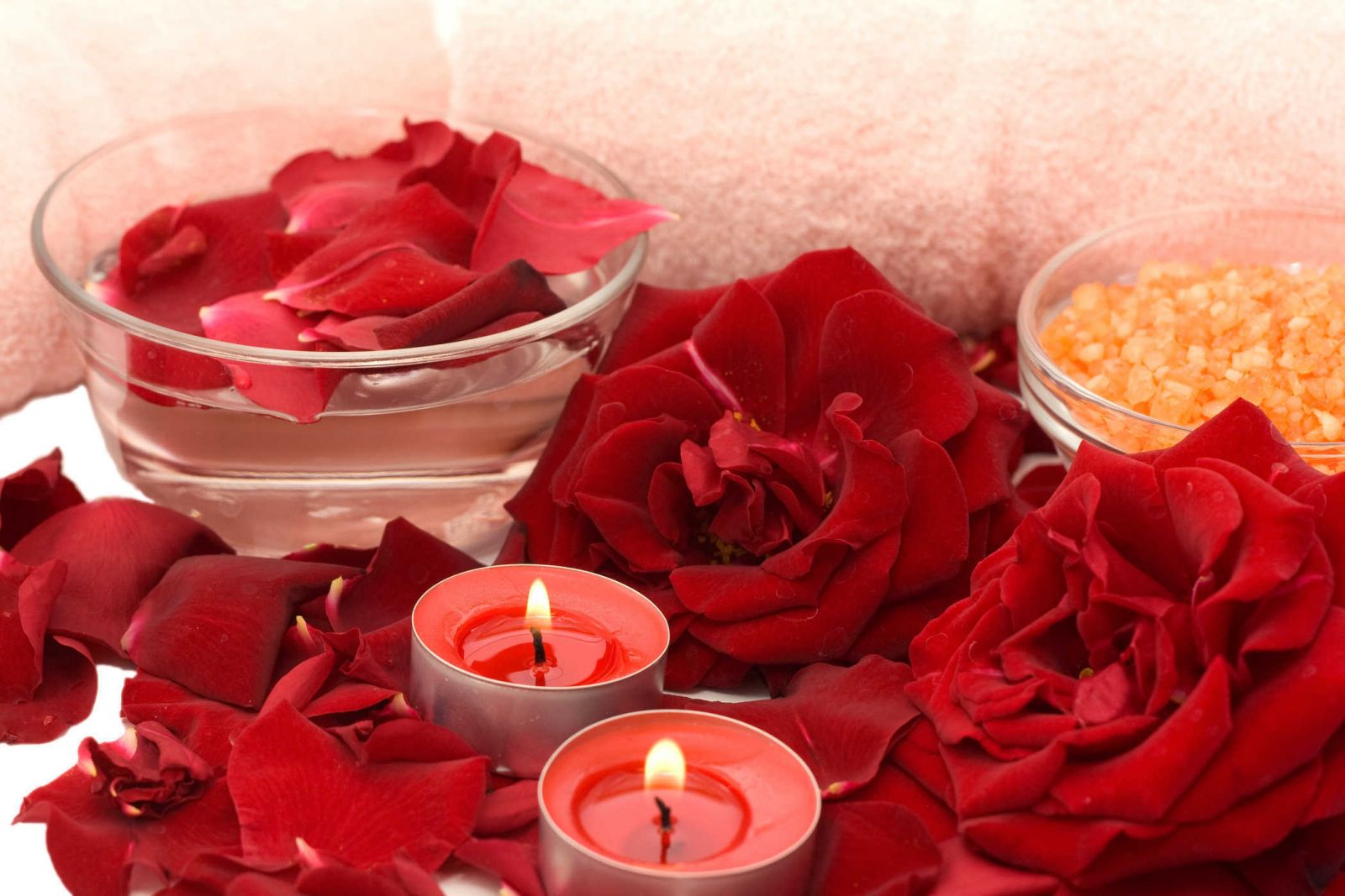 http://lamdepshop.com.vn/danh-sach-san-pham/459/tinh-dau-thien-nhien